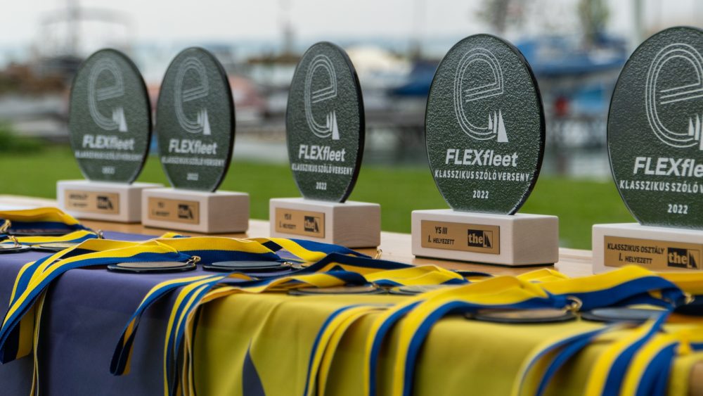 A Flexfleet Klasszikus Szóló egykezes vitorlásverseny díjátadója