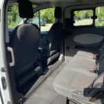 A rent-a-car konstrukcióban elérhető Ford Transit Tourneo Custom utastere