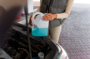 autó hűtővíz utántöltés